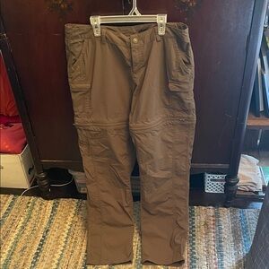The North Face women’s taupe cargo pants